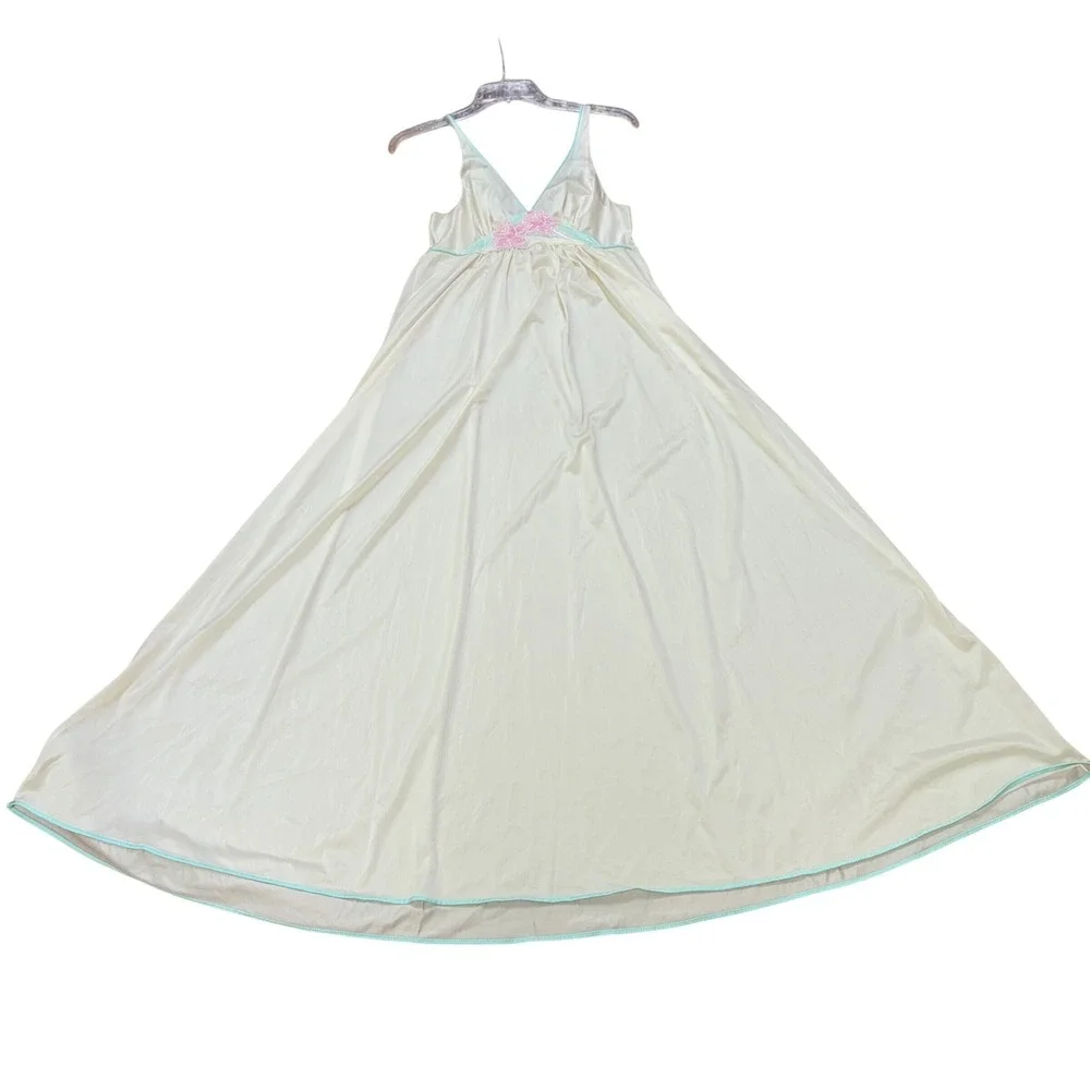 Lorraine Vintage Peignoir Set Ivory Pink Floral Embroidery Robe Gown Small USA
